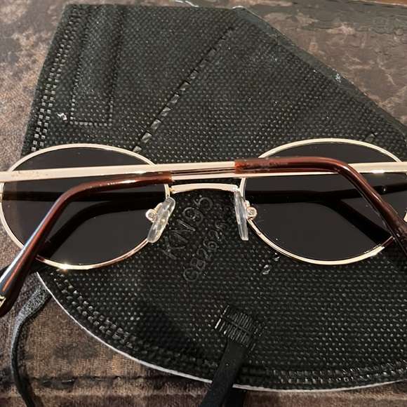 ROBIN RUTH SMALL BROWN OVAL SUNGLASSES - Picture 5 of 6